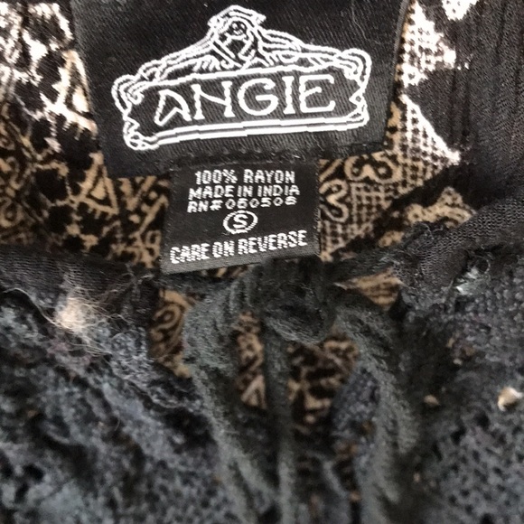 PEEKABOO SHOULDERS BLOUSE BY ANGIE SIZE S EXCELLENT CONDITION! - Picture 6 of 11